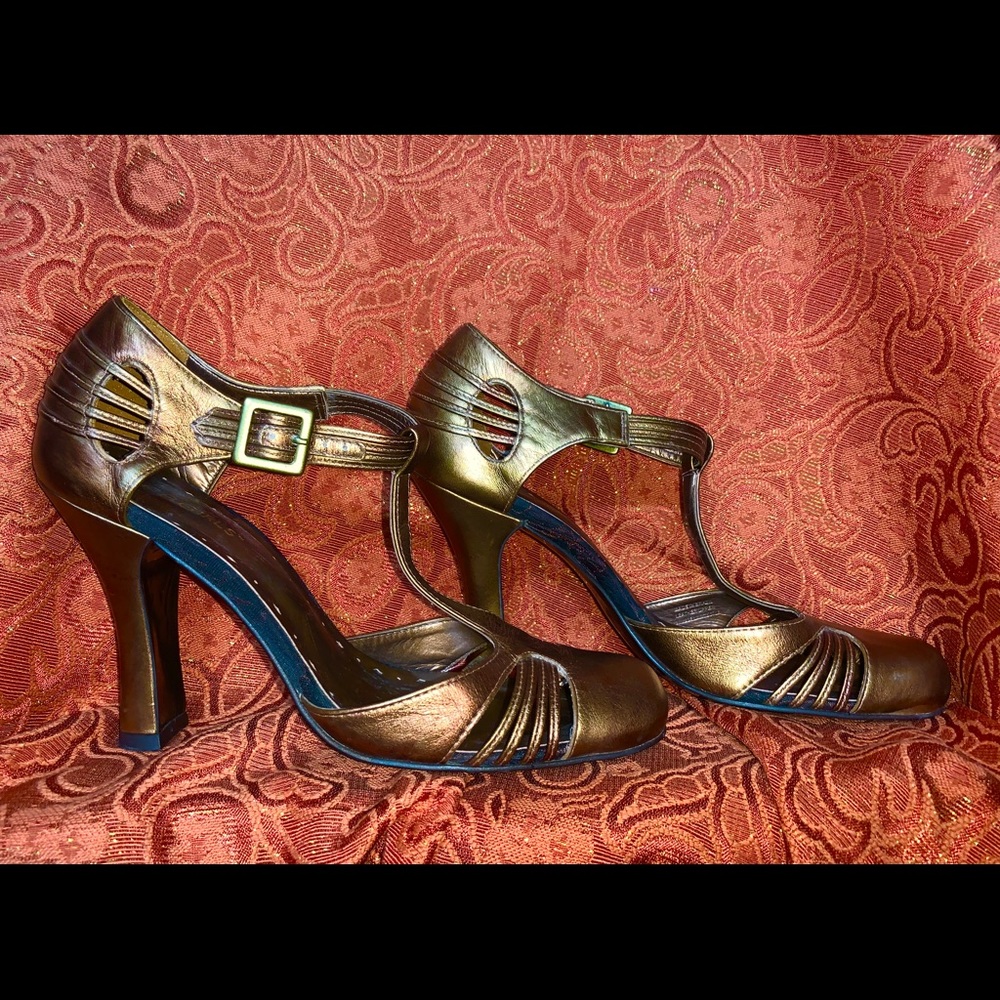 BCBGirls CopperBronze T strap Heels